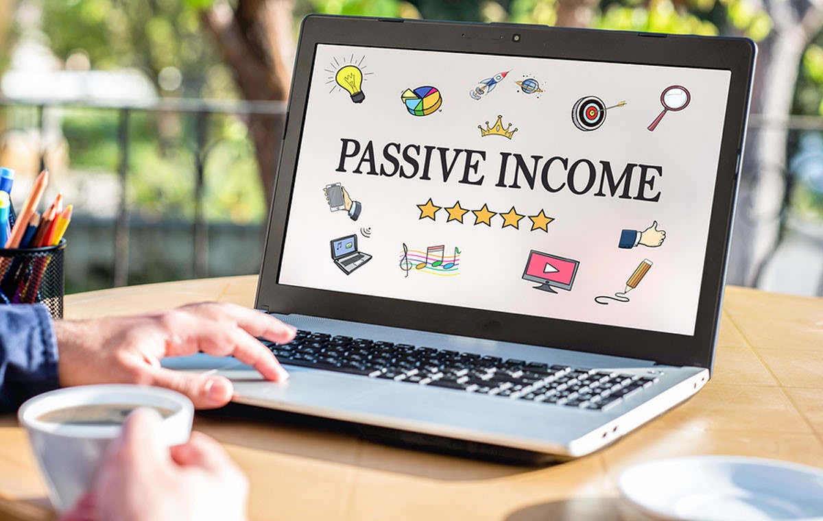 Passive Ideas for Students in Pakistan